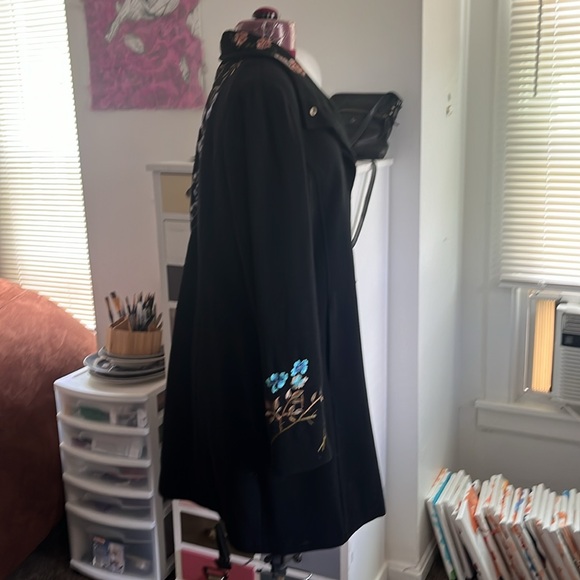 Chadwick’s black embroidered leaves flowers branches size 16 never worn - Picture 6 of 16